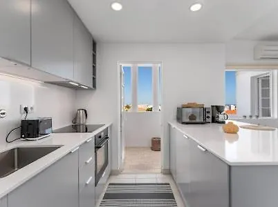 Casa Ida, Branca لاغوس