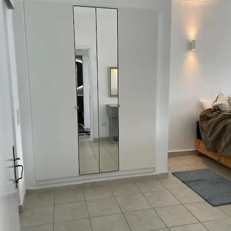 Casa Ida, Branca דירה