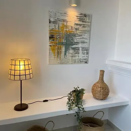 Casa Ida, Branca דירה