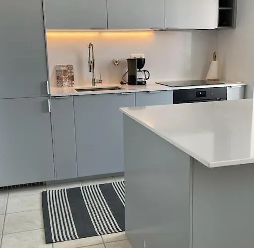 Casa Ida, Branca アパート ラゴス