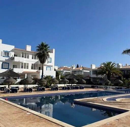 Casa Ida, Branca アパート *