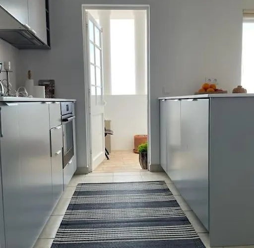 Casa Ida, Branca アパート ラゴス