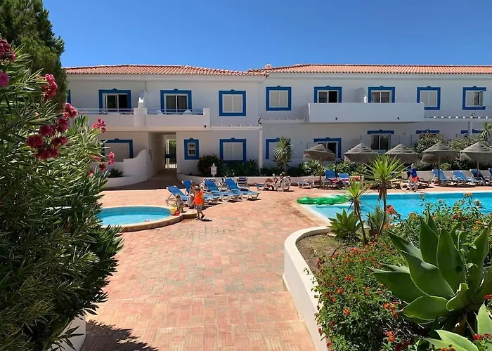 Casa Ida, Branca アパート ラゴス