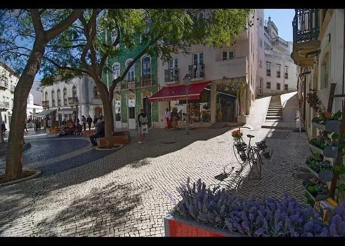 Casa Ida, Branca アパート ラゴス